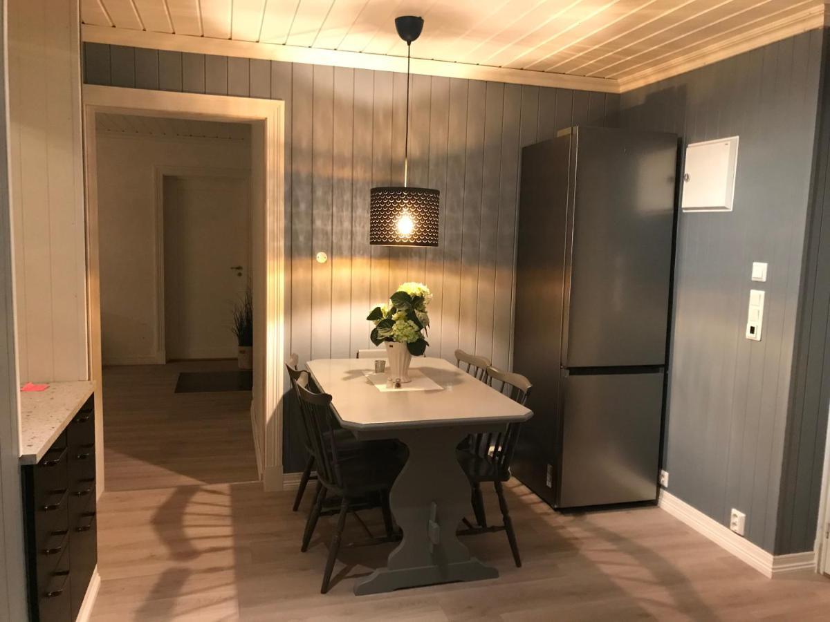 Ny Leilighet I Nevlunghavn Larvik Bagian luar foto